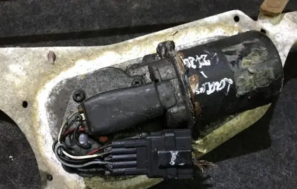 Renault Laguna II Wiper motor
