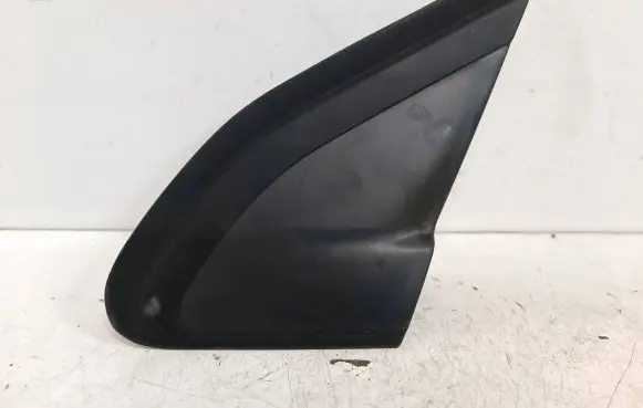 Fender end trim