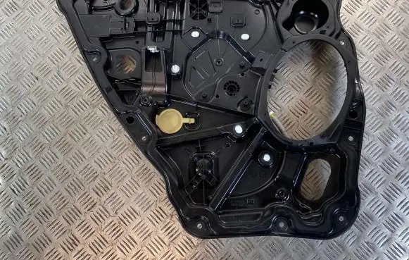 Jeep Grand Cherokee WL Rear window lifting mechanism without motor 68499677AA