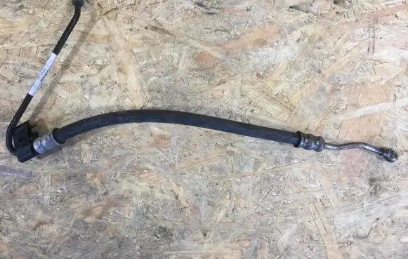 Porsche 911 991 Intercooler pipe mounting bracket 99135924903