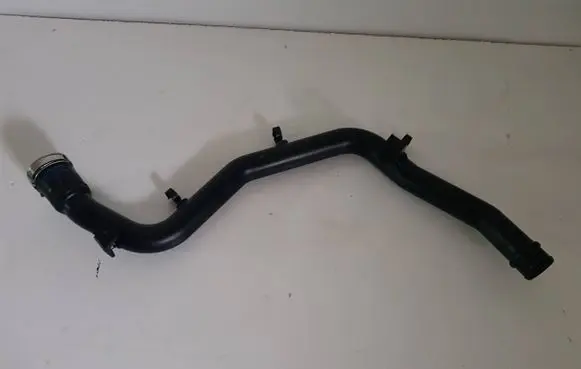 Audi Q7 4L Intercooler hose/pipe 7L6145720D S871002 7L6145795S