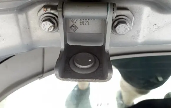 Renault Scenic II - Grand scenic II Tailgate/trunk/boot hinge