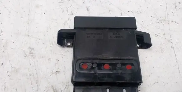 BMW 5 F10 F11 Current control relay 9153418