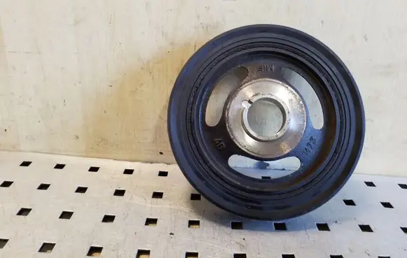 Peugeot 208 Crankshaft pulley