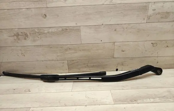Audi A4 S4 B7 8E 8H Front wiper blade arm 8E1955408C