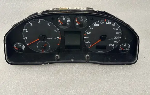 Audi A4 S4 B5 8D Speedometer (instrument cluster) 88311225 88230098