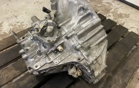 Honda Civic IX Manual 6 speed gearbox ER3T