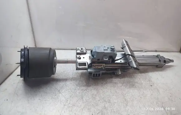 Jaguar XE Steering wheel axle GX733C529DF