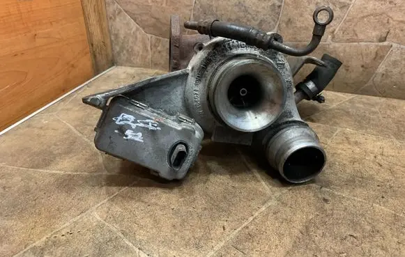 BMW X1 E84 Turbo 8518204