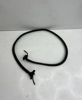 Audi A5 8T 8F Trunk rubber seal (body) 8F0825397