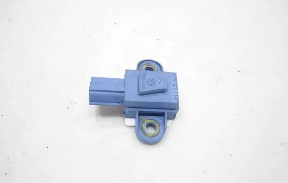 Volkswagen Golf V Airbag deployment crash/impact sensor 1K0955557A