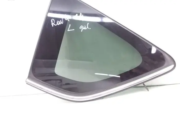 Toyota RAV 4 (XA40) Rear side window AS3