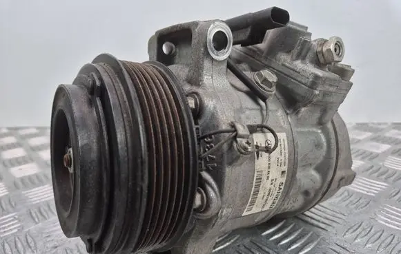 Mercedes-Benz C W205 Air conditioning (A/C) compressor (pump) A0008304400 00907207563