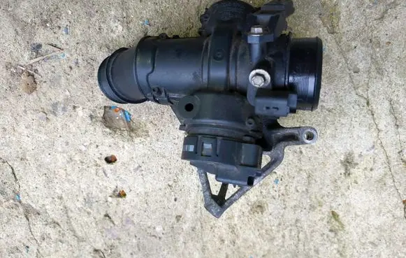 Peugeot Partner Throttle body valve 9660030580 PARTNER-II BERLINGO-II