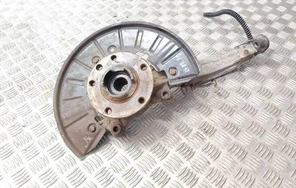 Audi Q7 4L Front wheel hub spindle knuckle 7L0407258A