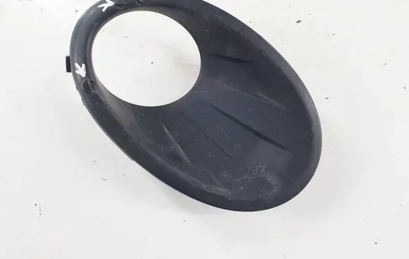 Nissan Qashqai+2 Front fog light trim/grill 5043PB010