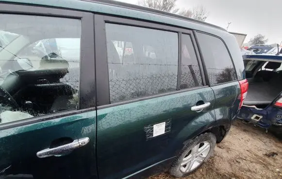 Suzuki Grand Vitara II Rear door Z2T C07