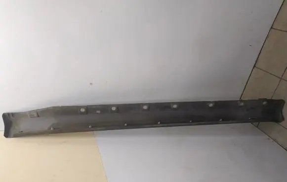 Pontiac Vibe Sill 7691201020