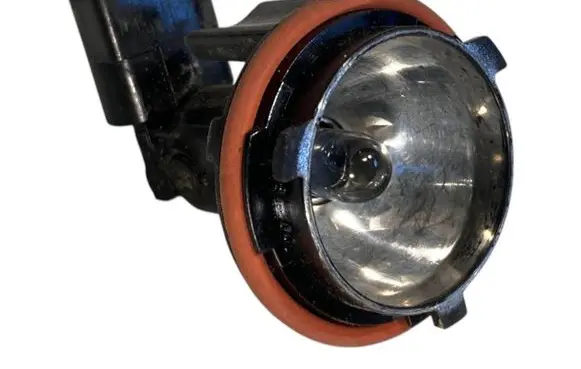 BMW 5 E39 Headlight/headlamp bulb 6904048 63126904048