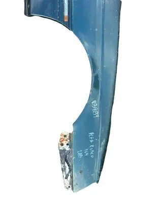Alfa Romeo 164 Fender