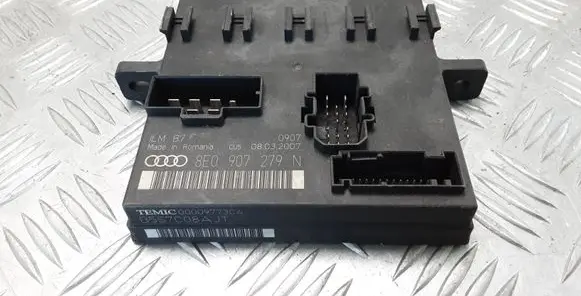 Audi A4 S4 B7 8E 8H Comfort/convenience module 8E0907279N
