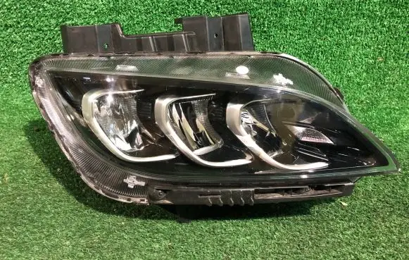 Hyundai Kona I Headlight/headlamp 92102J9600