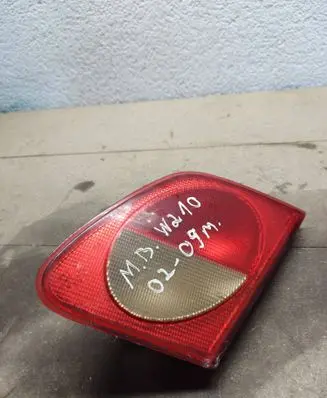 Mercedes-Benz E W210 Tailgate rear/tail lights A2108201064 197502K9