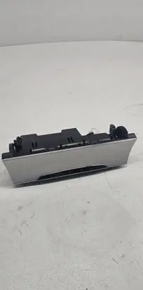 Volkswagen PASSAT B6 Car ashtray 318220100