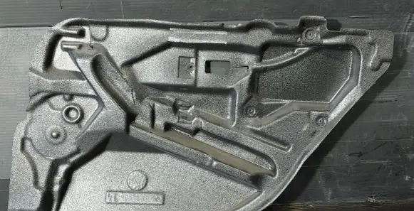 BMW 5 E39 Rubber seal front door (on door) 51488230222