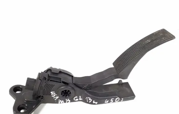 Mercedes-Benz GL X166 Accelerator throttle pedal A1663000004