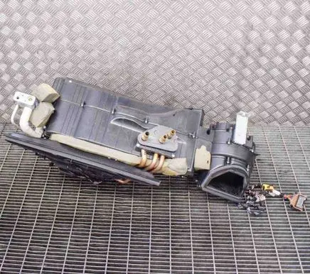 Maserati GranTurismo Interior heater climate box assembly 5020575 81048600