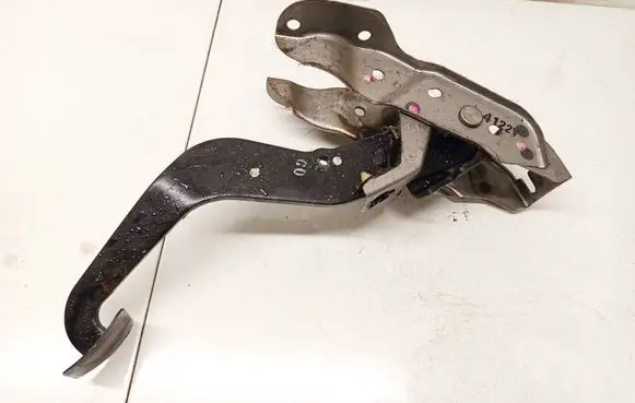 Honda Accord Clutch pedal 