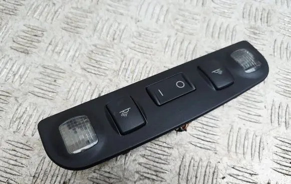 Audi TT Mk1 Front seat light 16210930