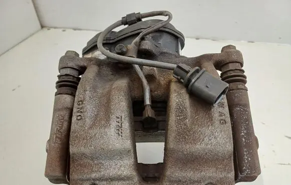 Audi Q7 4M Rear brake caliper 4M0406DR