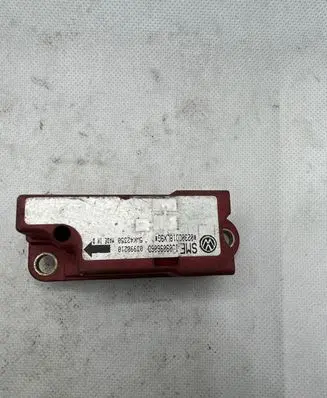 Volkswagen Golf IV Airbag deployment crash/impact sensor 1J0909606D 5WK42350 03990210