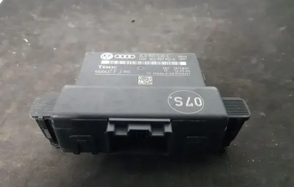 Volkswagen PASSAT B6 Comfort/convenience module 3C0907530C