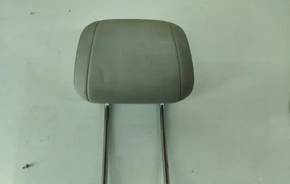 BMW 5 F10 F11 Front seat headrest 