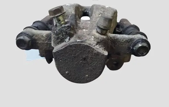 Toyota Avensis T250 Rear brake caliper