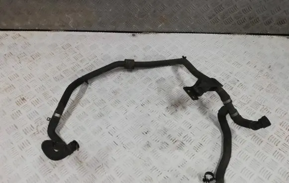 Mercedes-Benz B W246 W242 Engine coolant pipe/hose