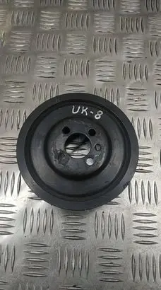 Volkswagen Golf V Crankshaft pulley 03G105243