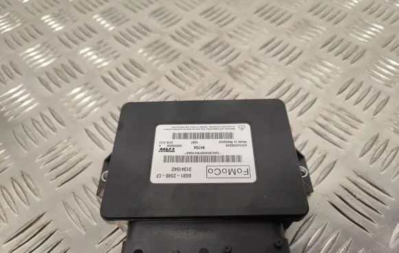Volvo V60 Hand brake control module 31341542