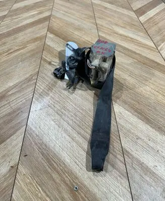 Mercedes-Benz CLK A208 C208 Front seatbelt 2088602585 040215