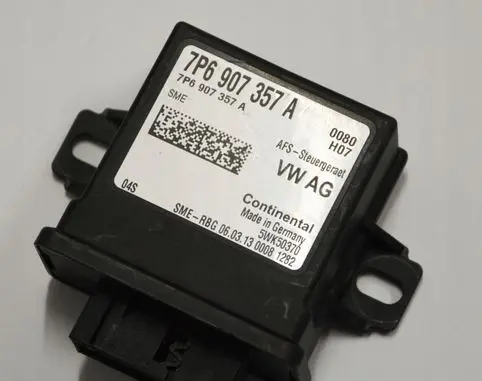 Volkswagen Touareg II Light module LCM 7P0907357A