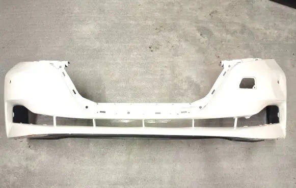 Nissan Leaf II (ZE1) Front bumper