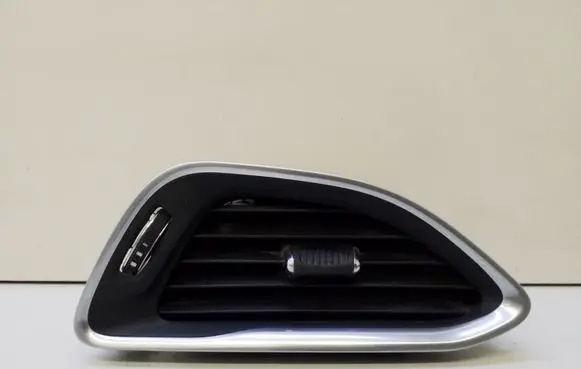 Chrysler Pacifica Dashboard side air vent grill/cover trim 6EC051X9AA 3354263 012318