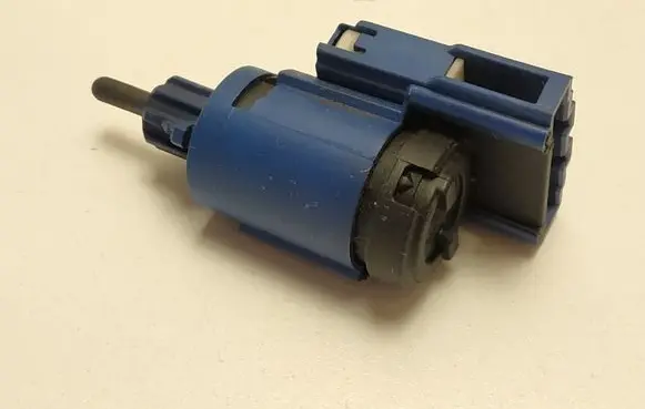 Clutch pedal sensor