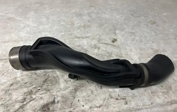 BMW X6 E71 Air intake hose/pipe 78098341