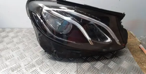 Mercedes-Benz E W213 Headlight/headlamp A2139067806