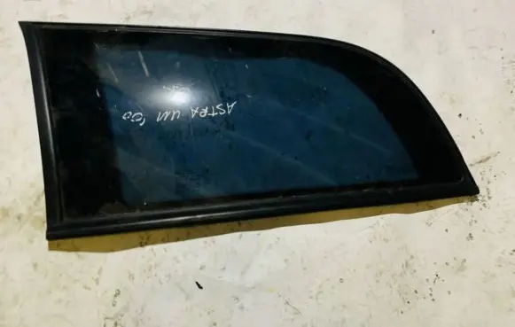 Opel Astra G Rear side window 