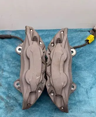 Ford Mustang VI Brake discs and calipers set 2B294R 2B294L
